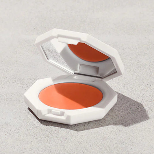 Cheeks Out Freestyle Blush - Venus Cult