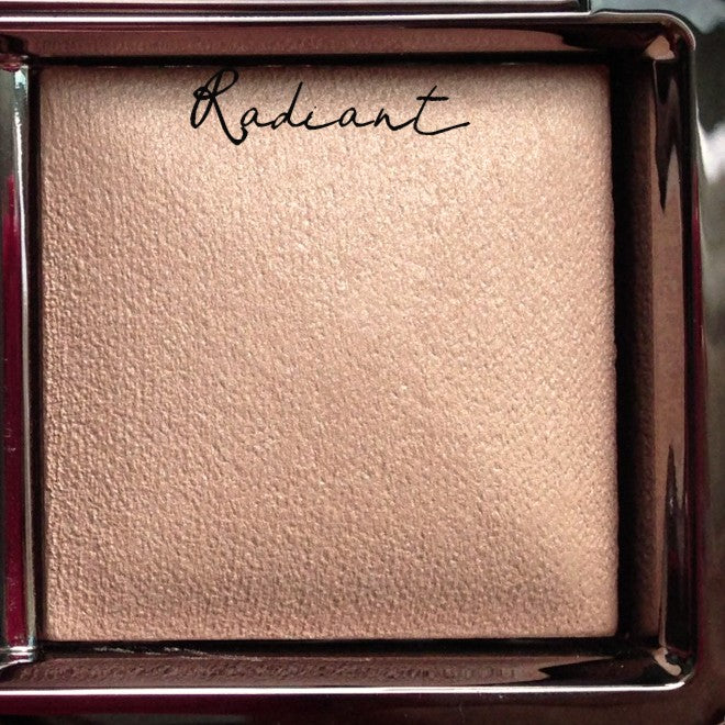 Ambient® Lighting Finishing Powder - Venus Cult