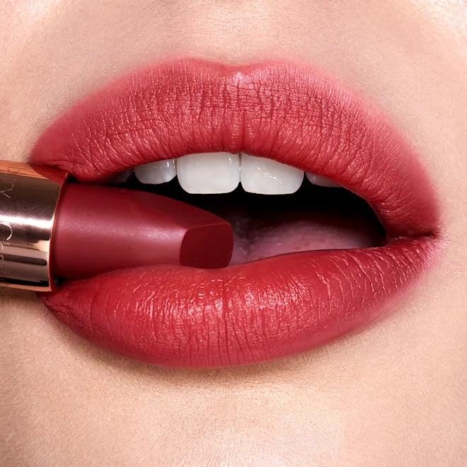Matte Revolution Lipstick - Venus Cult