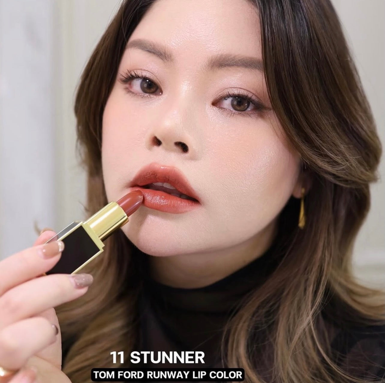 Runway Lip Colour Lipstick - Venus Cult