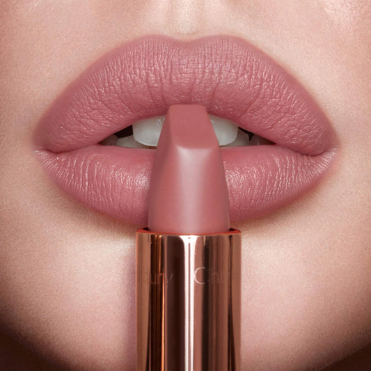Matte Revolution Lipstick - Venus Cult